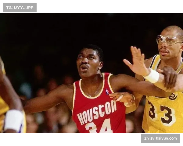 奥拉朱旺梦幻脚步技术 持续影响新一代内线发展